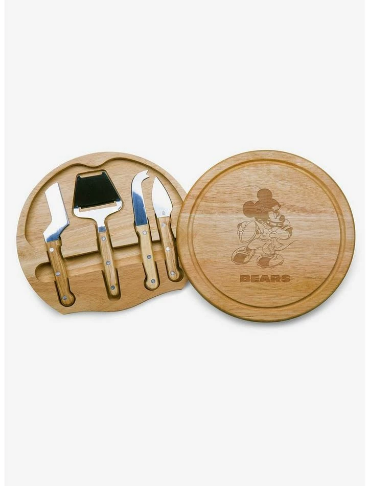 Top 10 ๐คฉ Disney Mickey Mouse NFL CHI Bears Circo Cheese Cutting Board & Tools Set ๐
