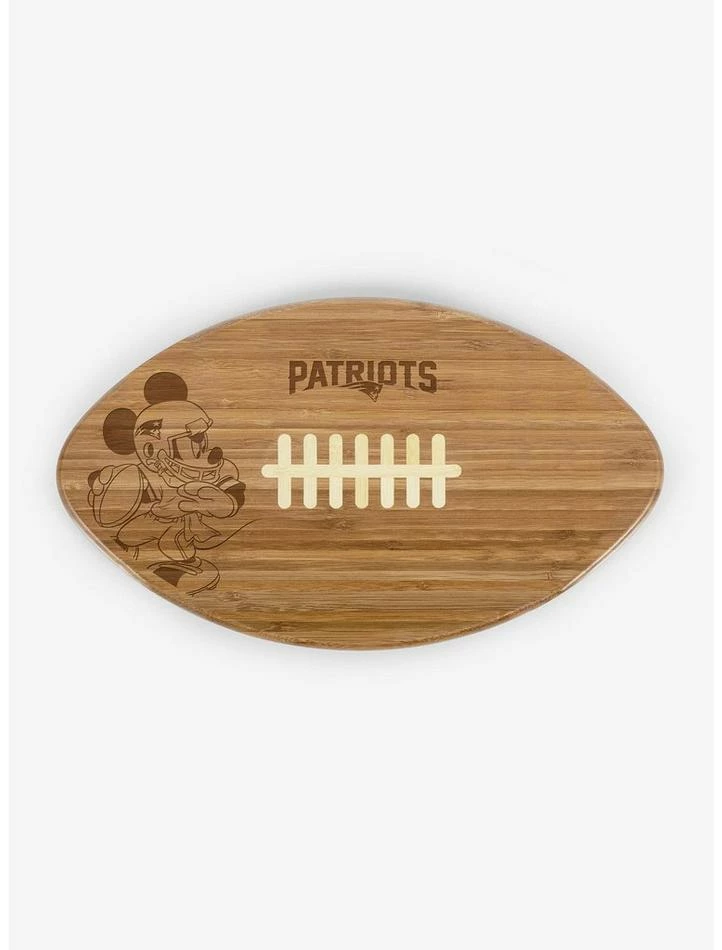 Budget ๐ Disney Mickey Mouse NFL NE Patriots Cutting Board ๐